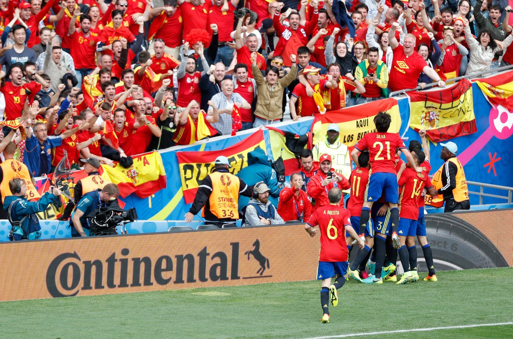Euro 2016, Česko-Španělsko: Španělé slaví gól na 0:1