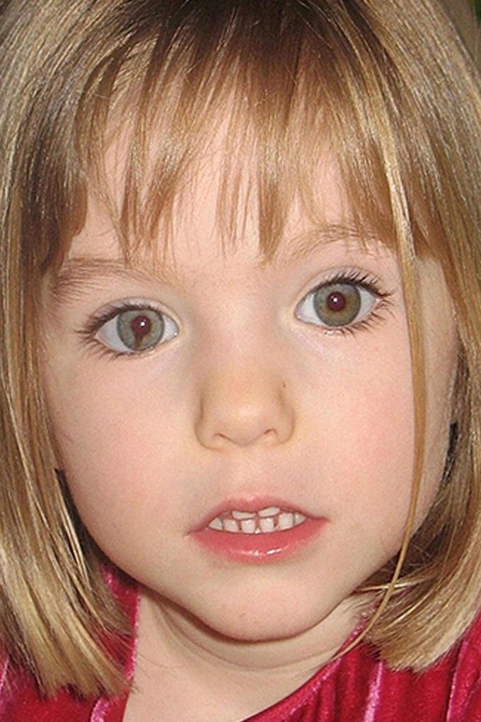 Madeleine McCann, tříletá britská dívka na fotografii před zmizením 3.5.2007 z Praia da Luz, Portugalsko.