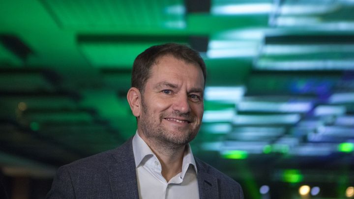 Plagiátorská kauza na Slovensku se rozrůstá. Obvinění už čelí i premiér Matovič