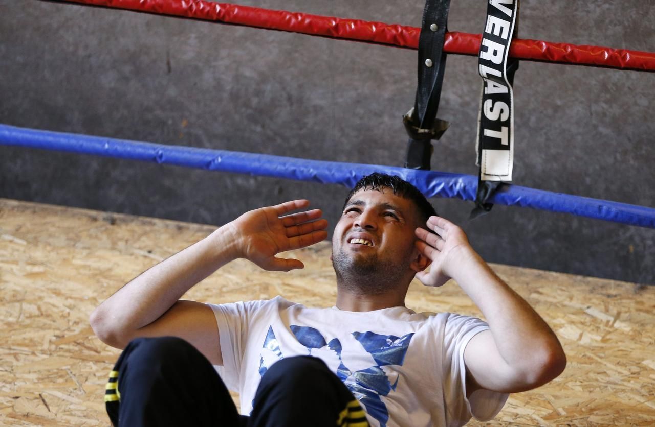 Fotogalerie: Bruselský boxer v agónii nezaměstnanosti
