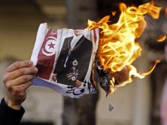 V půlce ledna musel jít tuniský diktátor Ben Alí