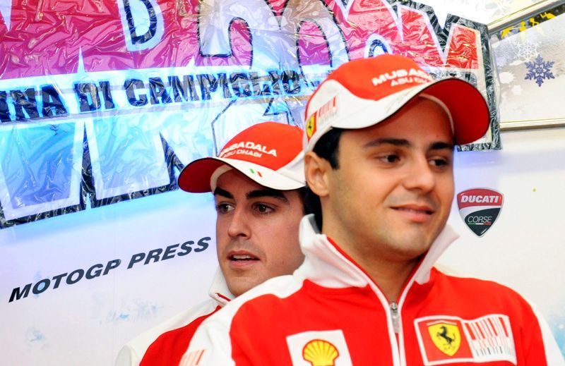 Ferrari a Ducati na horách