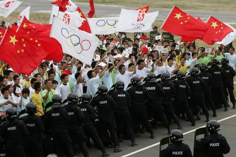 Čína - měsíc před olympiádou