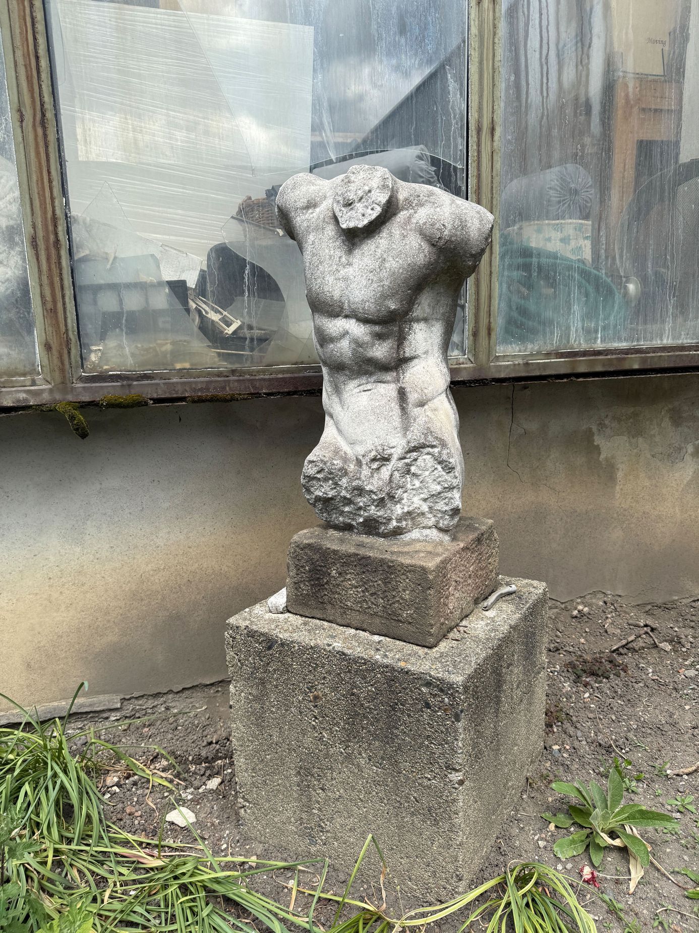 ateliér, sochy, Sochařský ateliér Jana Laudy, Olgoj Chorchoj