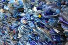 Tři čtvrtiny Čechů chtějí zálohované PET lahve, plastové kelímky si odepře jen pětina