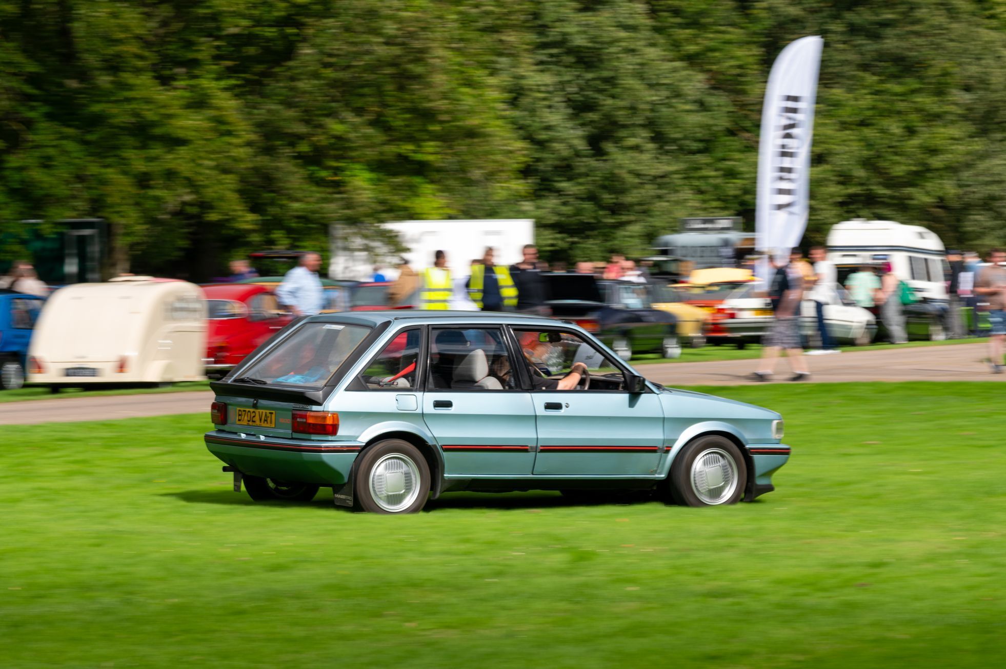 Festival neobvyklých aut Velká Británie