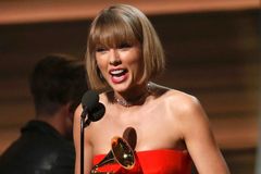 Grammy za album roku má Taylor Swift, nejvíce gramofonů posbíral Kendrick Lamar