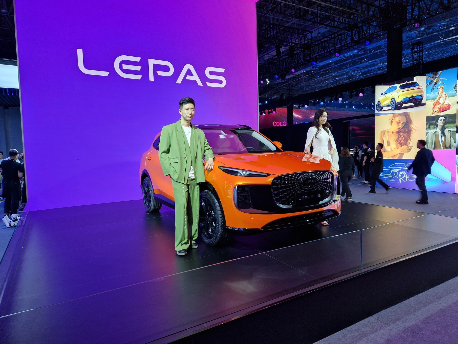 Představení automobilky Lepas