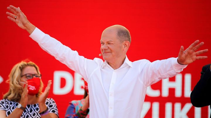 Nudný a schopný, jak to Němci mají rádi. K postu kancléře míří "klidná síla" Scholz; Zdroj foto: Reuters