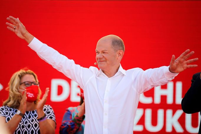 Olaf Scholz. Spolkový ministr financí, předseda německé SPD a kometa voleb.