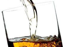 Skotové se upíjejí. Vláda jim chce zakázat alkohol