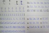 Školáci se u nového písma musejí víc soustředit na velikost písmen. U Comenia scriptu není malé "t" velké jako třeba malé "l", ale o něco menší.