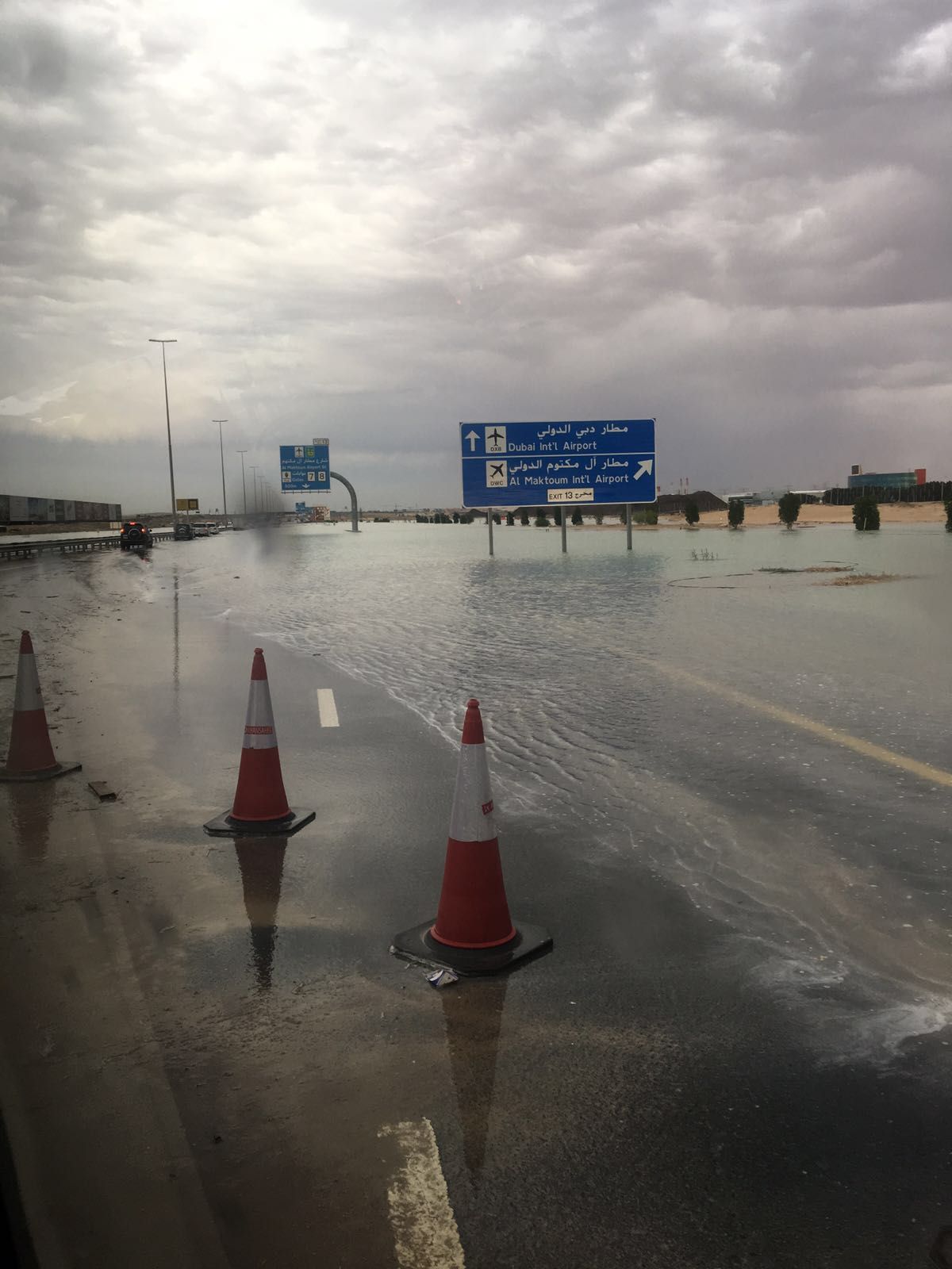 Záplavy v Dubaji