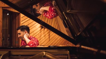 Kačo: Improvizoval jsem i v Carnegie Hall. Nevím, čím jsme my Romové jiní, v USA to nikdo neřeší