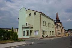 Kraj kvůli úsporám sloučí dvě speciální školy