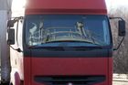 Kamiony pomalu opouštějí Bratislavu, blokáda končí