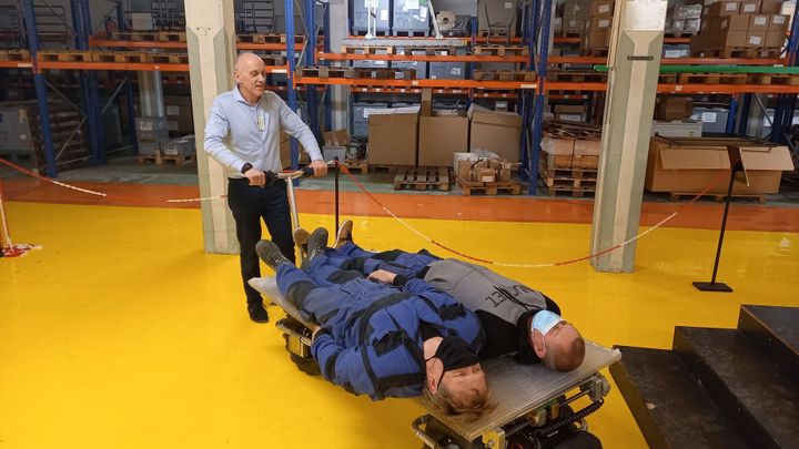 Zahradní kolečko s pohonem má nástupce: České Motúčko Rescue má v armádě vozit raněné