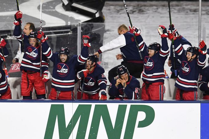 NHL 2019/2020, Heritage Classic, Calgary Flames - Winnipeg Jets: