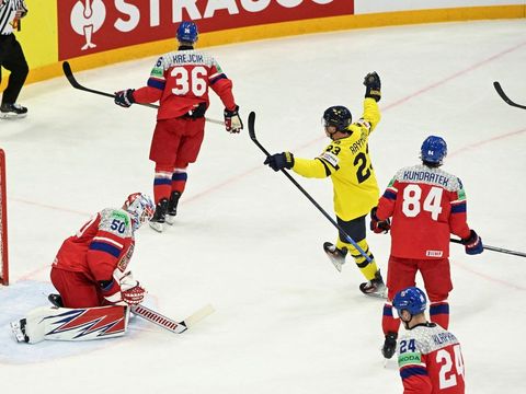 Češi zlato neobhájí. Třetinu hrůzy se Švédy nestihli napravit, končí ve čtvrtfinále
