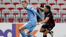 Youcef Atal a David Zima v zápase Evropské ligy Nice - Slavia