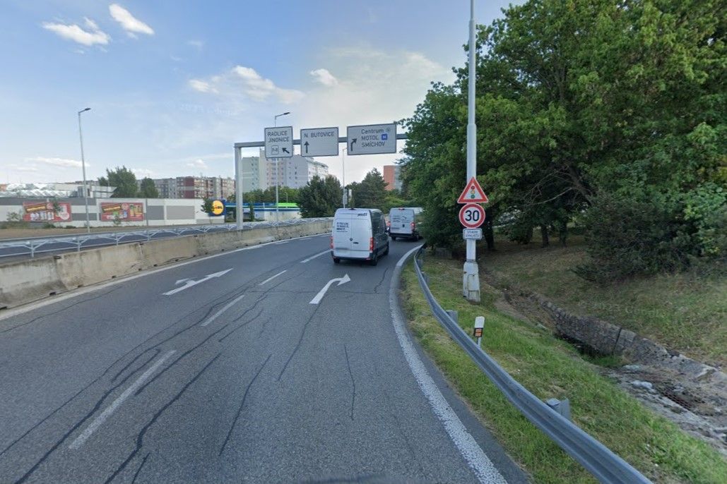 Dopravní značky - test asistentu rychlosti