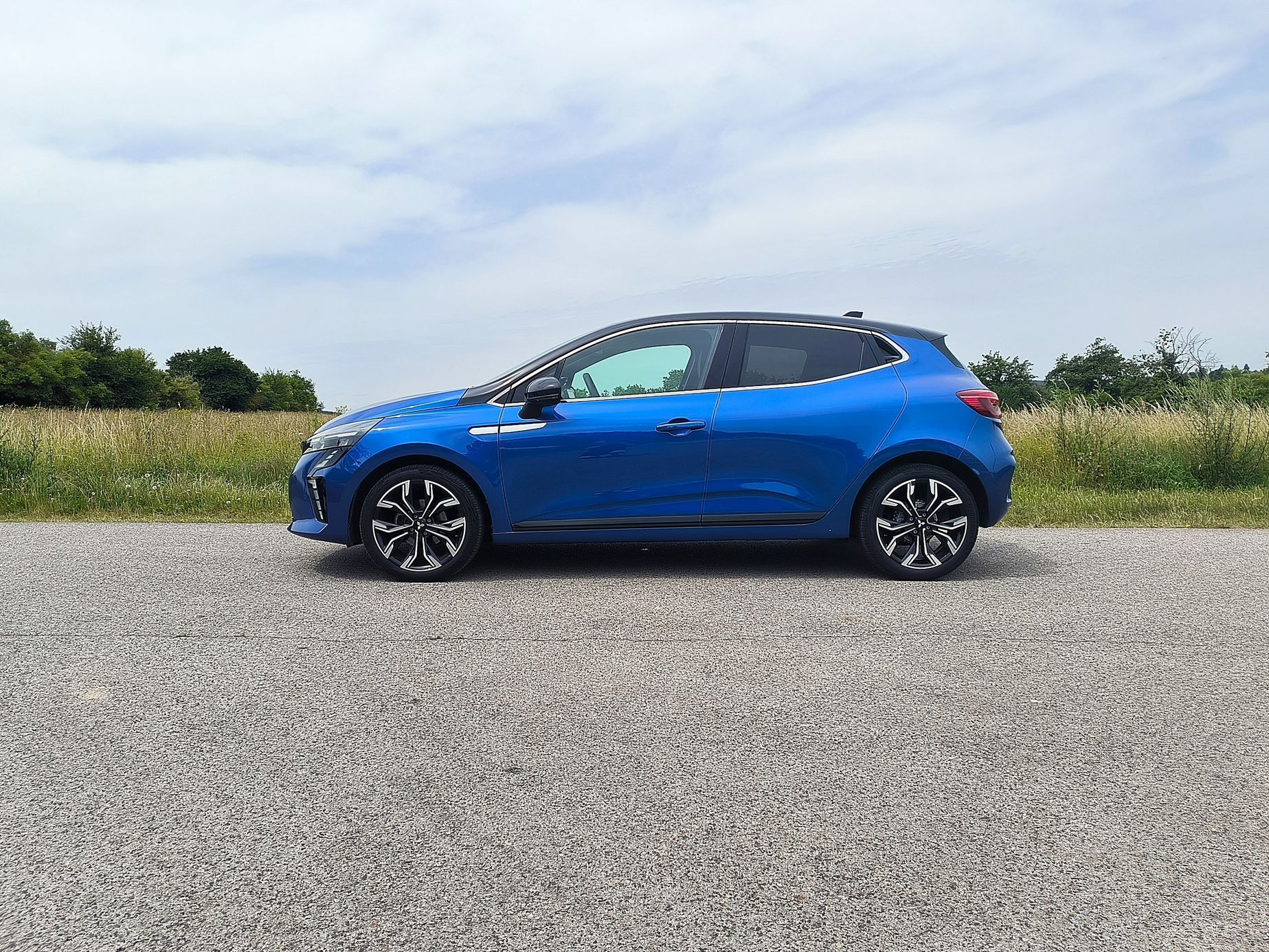 Renault Clio a Mitsubishi Colt