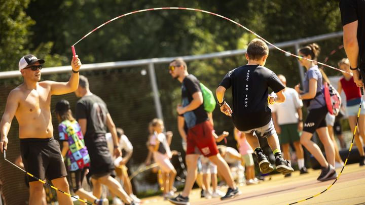 Brutální nátřesk na capoeiru i fronta na Krpálka. V Pardubicích děti zastrkují mobily; Zdroj foto: Sportovní park Pardubice/Tomáš Kubelka