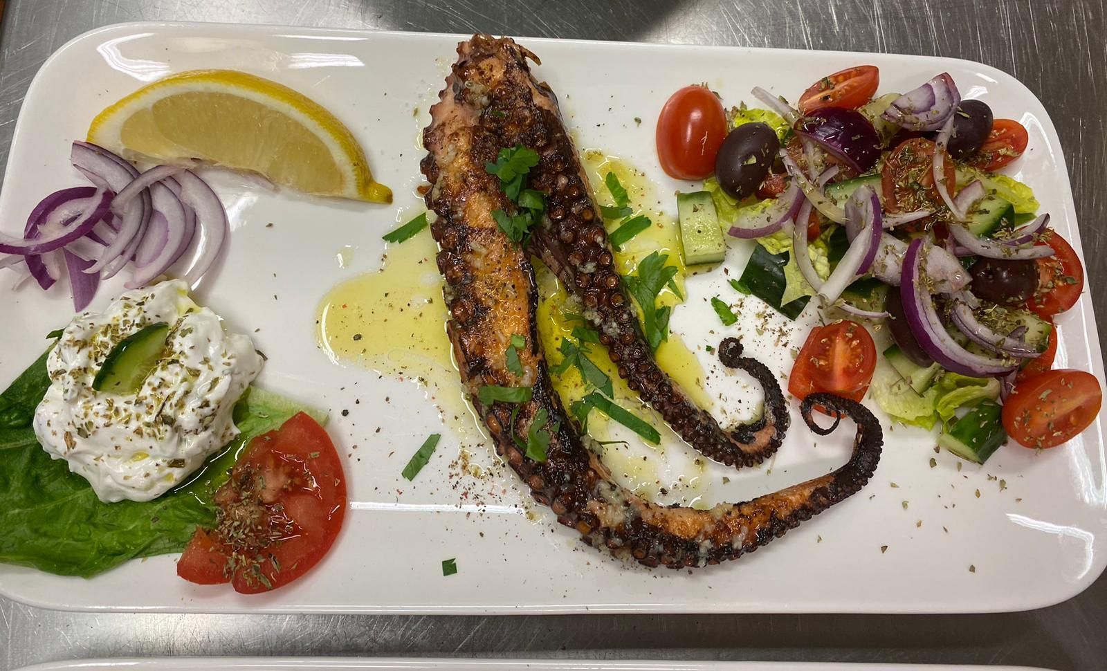 Agapi mou taverna Jablonec jídlo mořské plody specialita Řecko