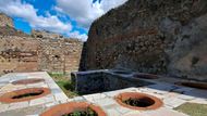U vstupu do Pompejí si vezměte mapku, kde jsou zaznačeny nejdůležitější domy s originálními dekoracemi.