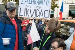 Ústavní soud: Není důvod stíhat Němcovou za výrok o páté koloně a ruských parchantech