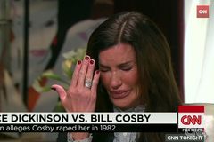 Znásilnil mě Bill Cosby, přiznala modelka. Pak se zhroutila