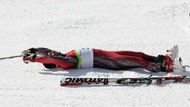 Rakouský lyžař Benjamin Raich nemůže v cíli uvěřit tomu, že vybojoval olympijské zlato v obřím slalomu.