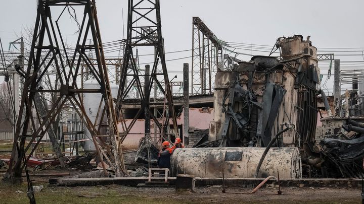 Rusové změnili taktiku. Cílenější údery mají ukrajinské elektrárny zcela zničit