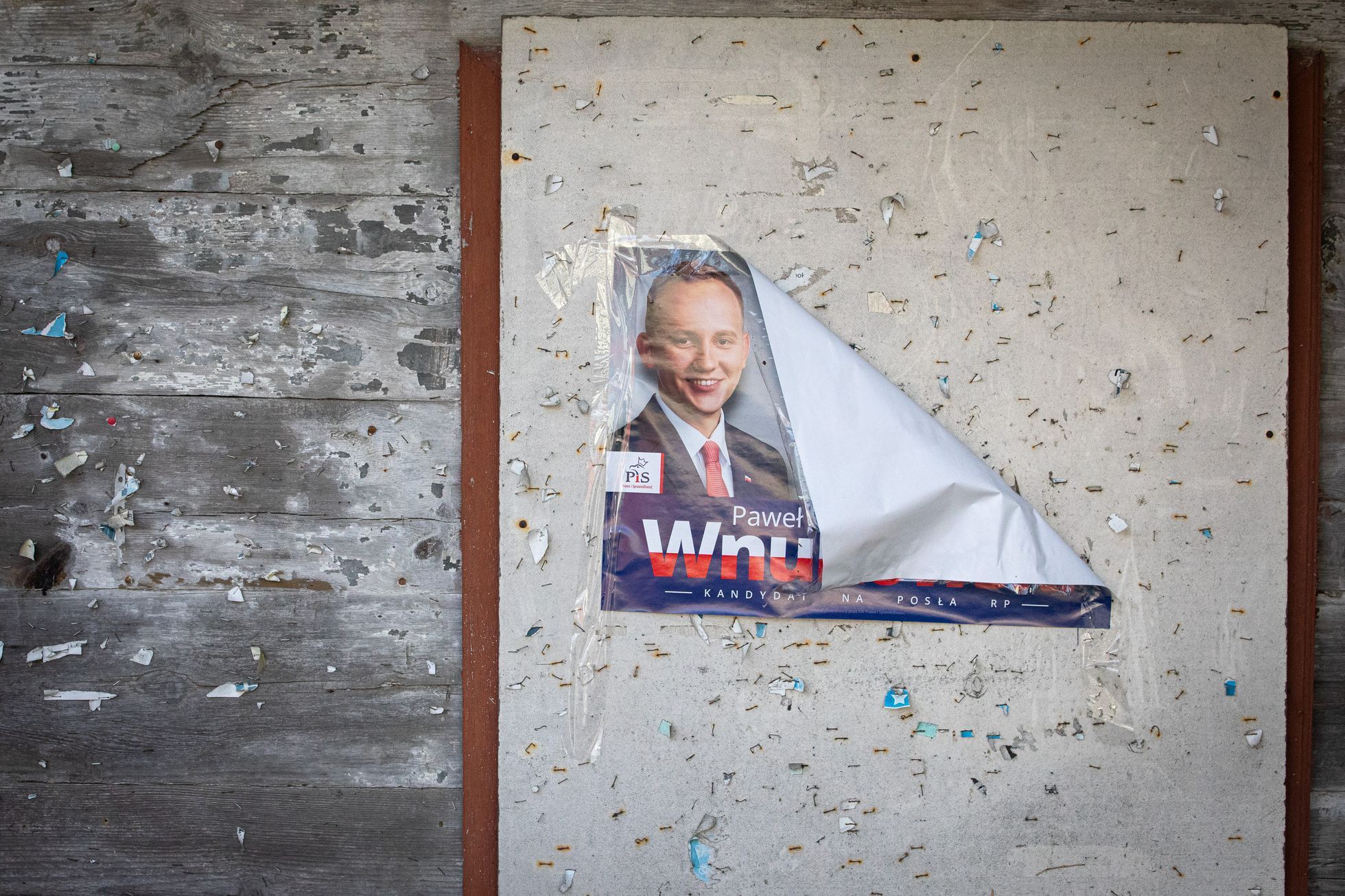 Polsko volby, poláci, billboard, reklama, plakát, Třetí cesta, právo a spravedlnost (PiS), Občanská platforma (PO), Polská lidová strana (PSL)