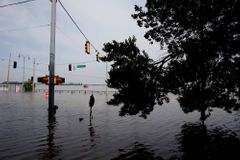 Texas zasáhly silné bouře a deště. Při záplavách zemřelo nejméně šest lidí