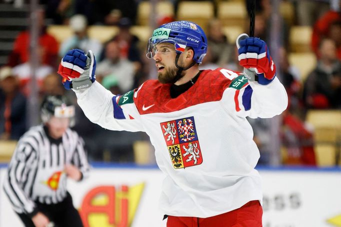 Michael Špaček slaví gól v zápase MS 2025 Česko - Švýcarsko