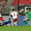 Milan Škriniar dává gól v zápase kvalifikace MS 2022 Slovensko - Malta