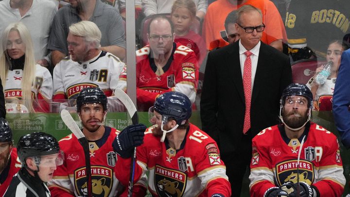 Trenér hvězdou finále NHL. Zastal se Čecha, pak perlil "shazováním" hvězd; Zdroj foto: Reuters