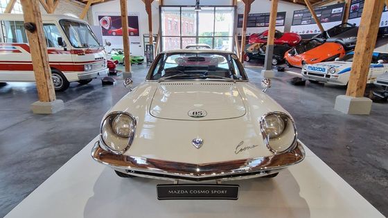 Mazda Cosmo Sport odstartovala sbírku aut pro muzeum.