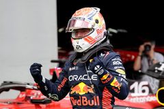 Verstappenova vítězná série v kvalifikaci pokračuje, Pérez znovu zaváhal