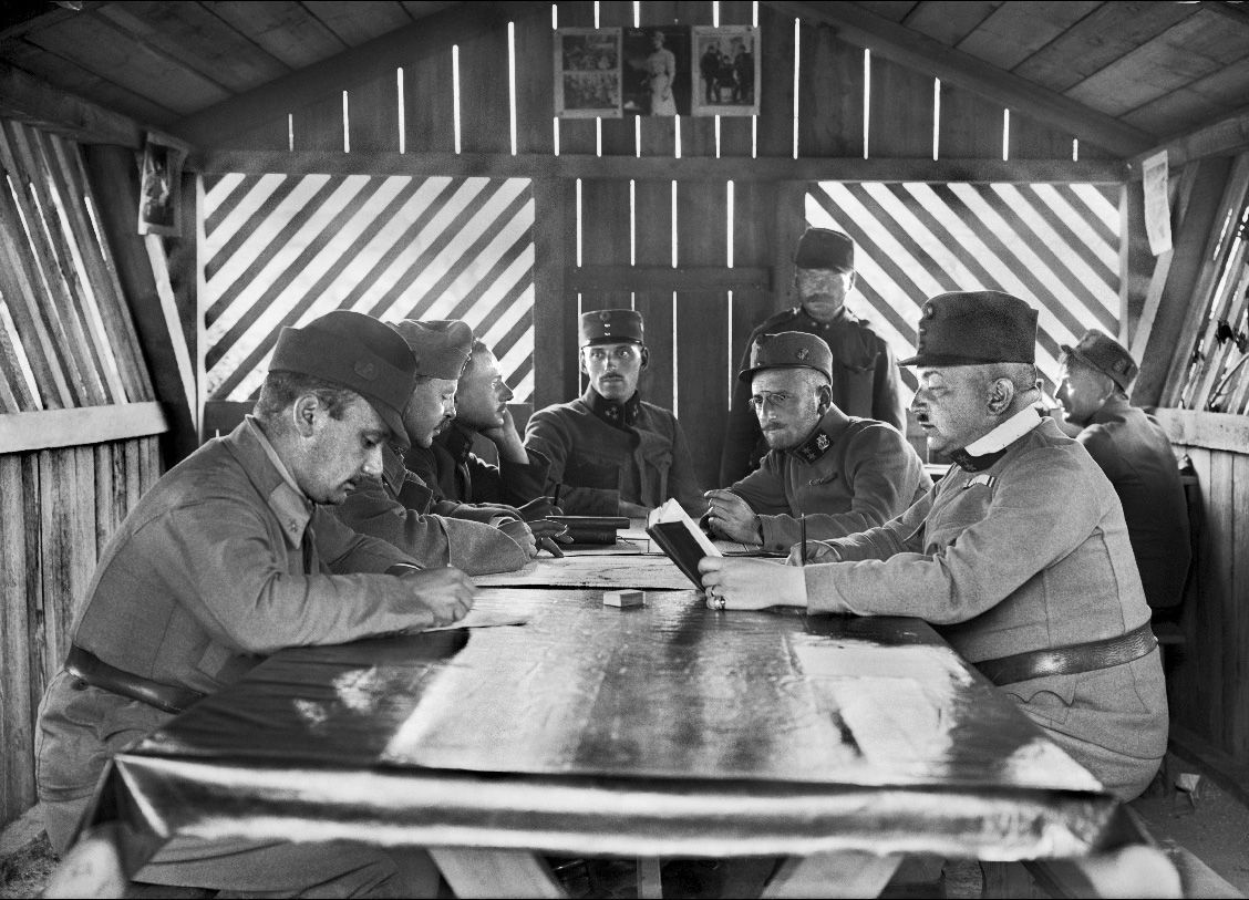 Fotografové války. Snímky pěti českých fotografů, kteří zažili na vlastní kůži první světový konflikt