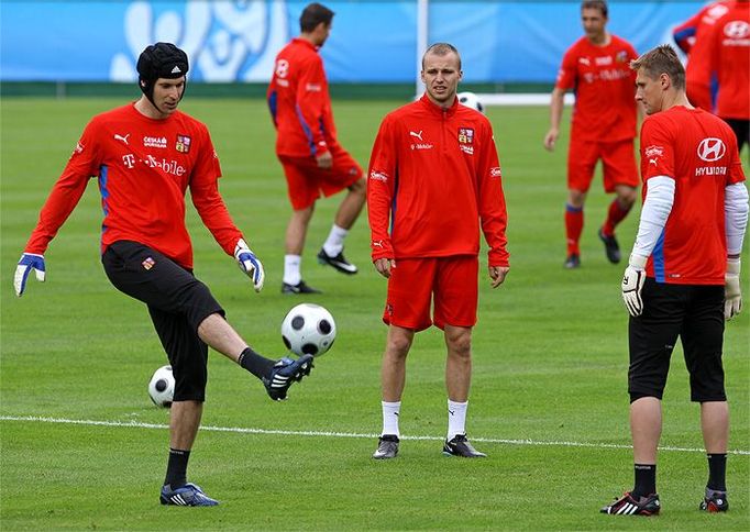 Fotbalisté poprvé vyzkoušeli tréninkové hřiště v Seefeldu (Rakousko).