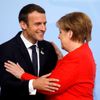 Angela Merkelová a Emmanuel Macron na summitu G20 v Hamburku.