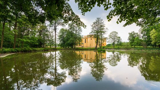 Prohlédněte si ve fotogalerii, jak to v Hodicově zámku ve Slezských Rudolticích vypadá dnes.