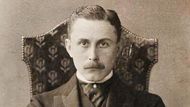 Adolf Loos (1870–1933) byl jedním z nejvýraznějších mistrů moderní architektury a stal se již za svého života velikánem. Snímek asi z roku 1904.