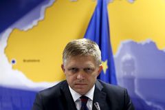 Slovenská policie stíhá expremiéra Fica, obvinila ho z rasové nenávisti