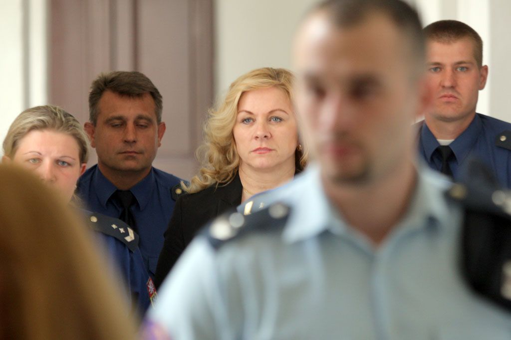 Poškozená Jana Nagyová u soudu