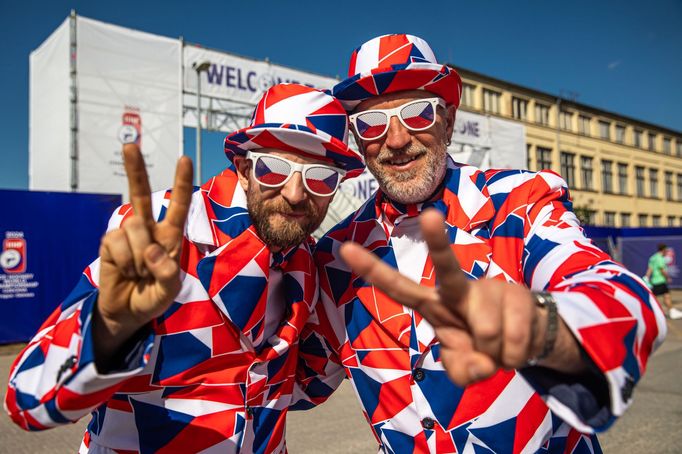 Policie na Mistrovství světa v hokeji 2024 v Česku u O2 Areny v Praze.