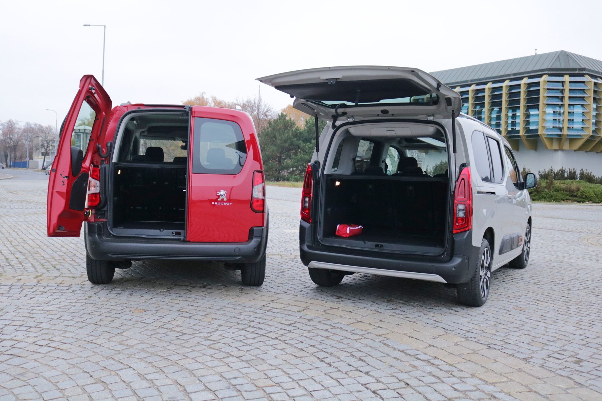 Citroën Berlingo vs. Peugeot Rifter test 2018