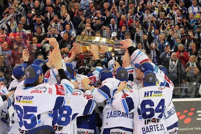 Čtvrté finále extraligy Kometa Brno vs. Liberec, oslavy